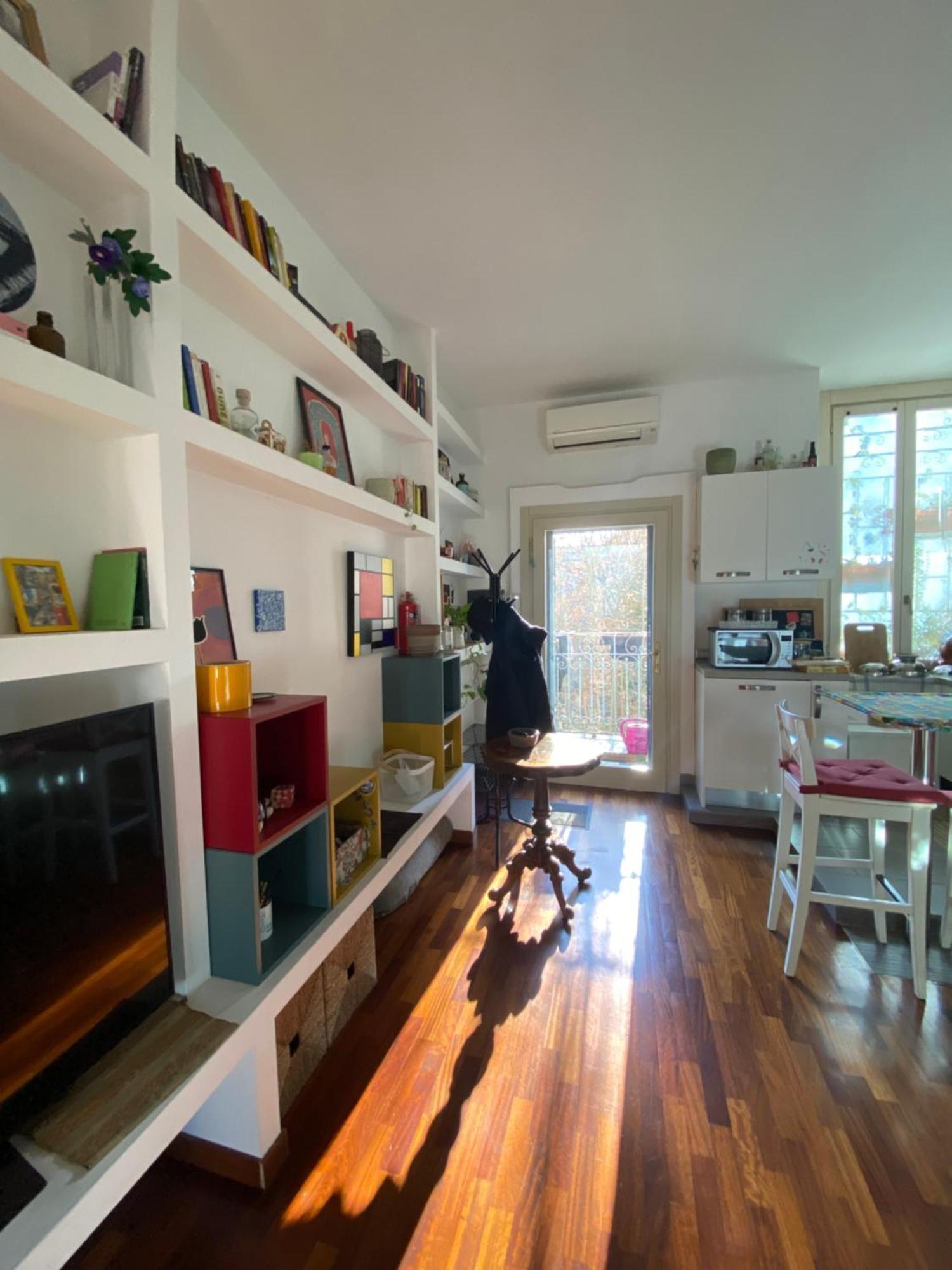 Appartamento Bilocale - Milano Zona Isola エクステリア 写真
